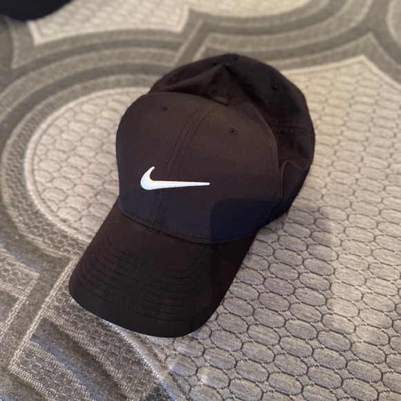 Nike Legacy91 Dri-Fit hat - Picture 1 of 1
